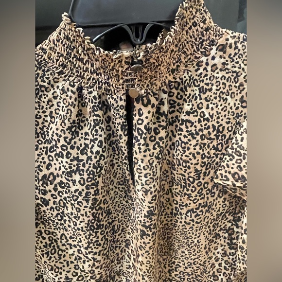 1 State Leopard Keyhole Mock Neck Blouse - Picture 10 of 10
